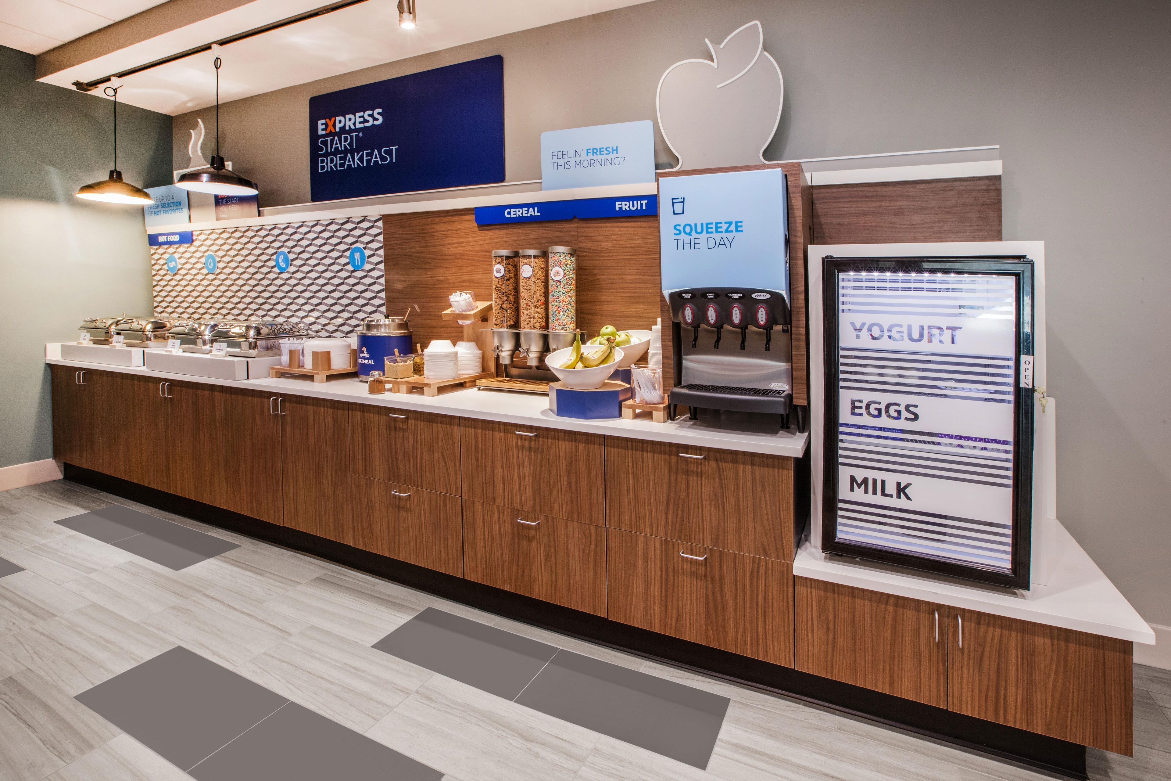 Holiday Inn Express & Suites Golden By Ihg Екстериор снимка